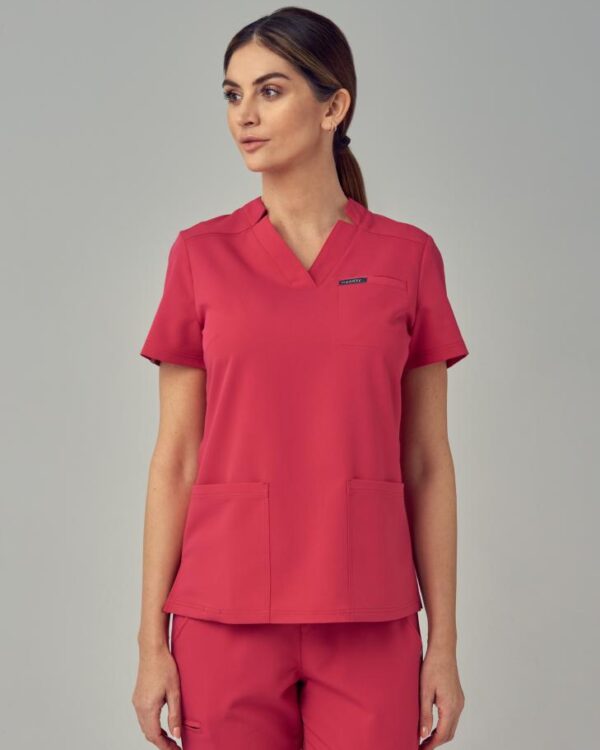 Bluza Medyczna Damska – Scrubs Comfy Burgundy