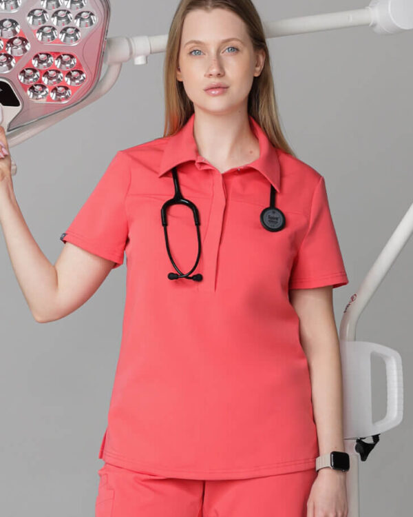 Bluza medyczna scrubs polo strawberry