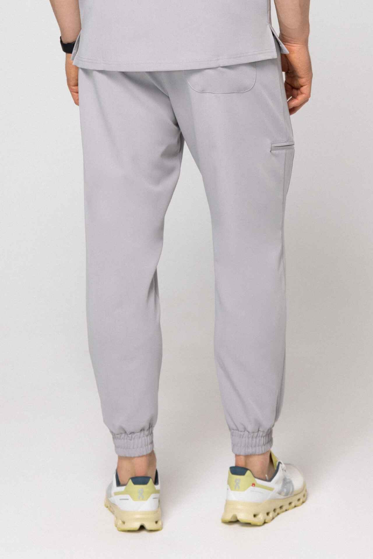 sporty-light-gray-spodnie-2