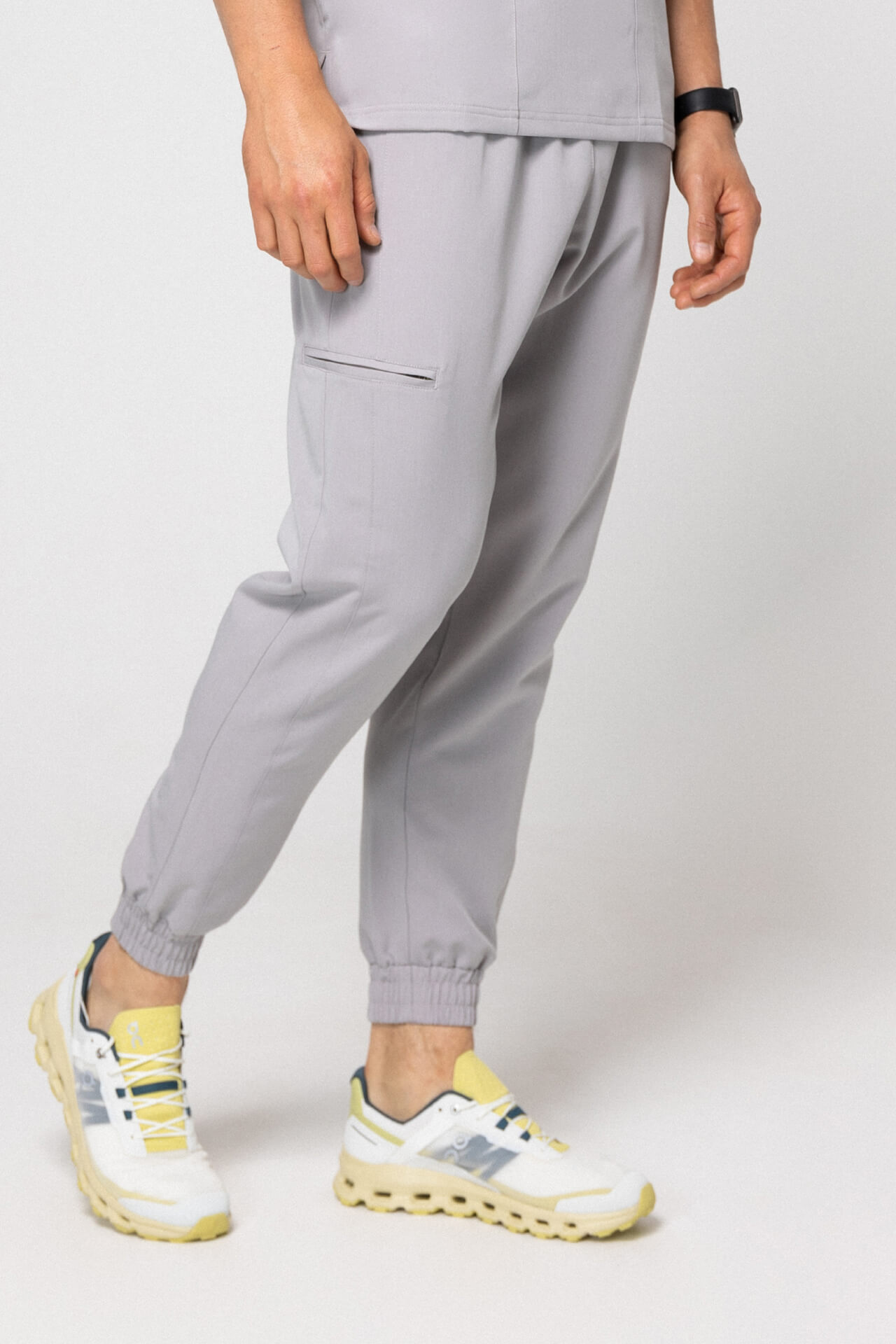 sporty-light-gray-spodnie-3