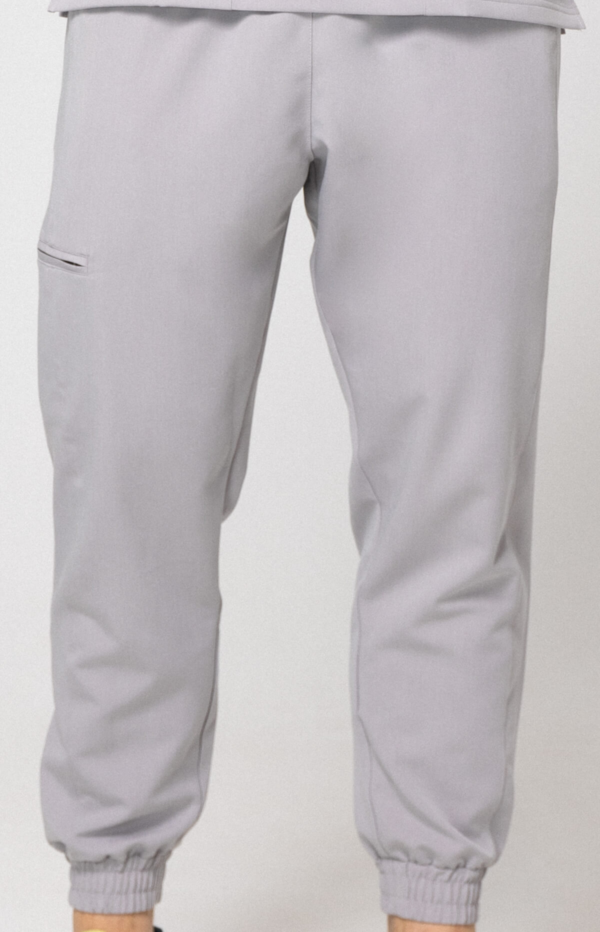 sporty-light-gray-spodnie-detal