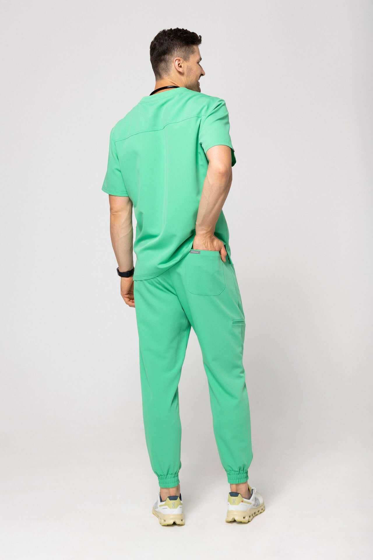 sporty-light-green-1